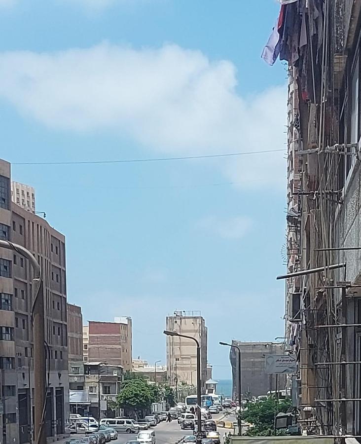 Sidibeshr Flat Near For Families Only شقة سيدي بشر بحر للعائلات *
